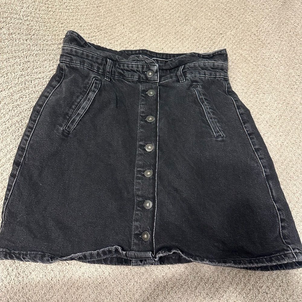 Black‎ Denim Button-Front Skirt